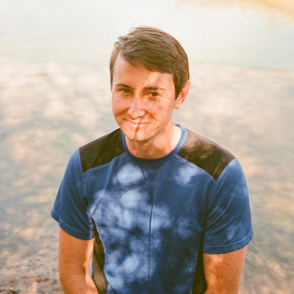 Navigation bar avatar